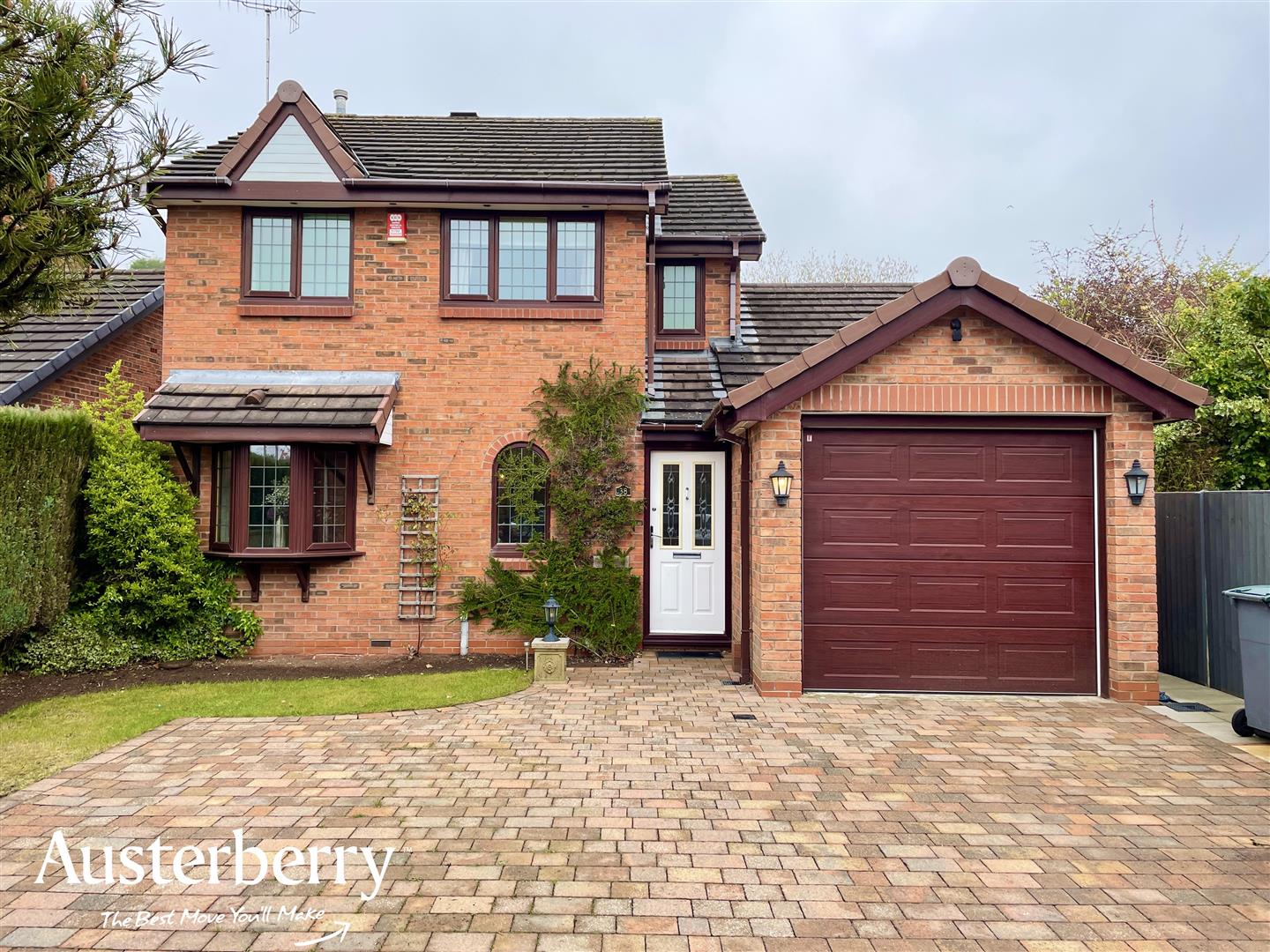 4 bed property in Castleton Road, Stoke-On-Trent